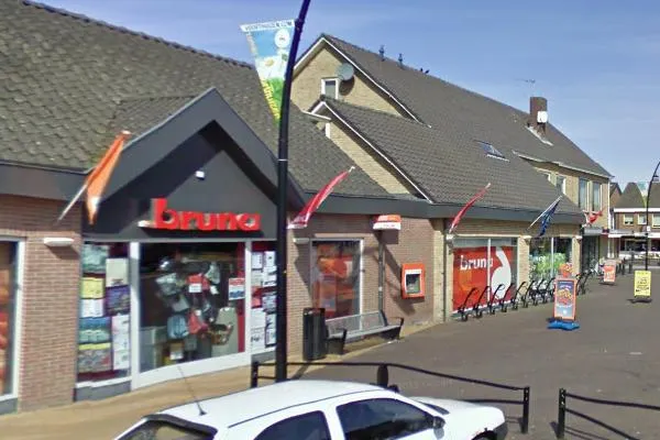 bruna voorthuizen foto google streetview