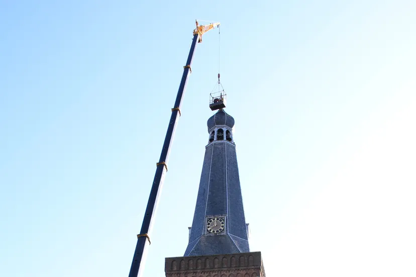 haan op de kerk