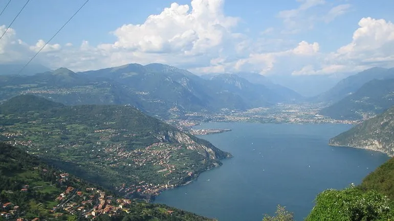 het iseomeer in italie foto wikimedia