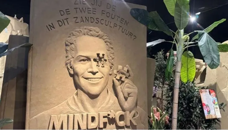 zand sculptuur victor