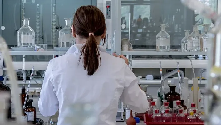 pixabay-labaratorium-voorbeeld