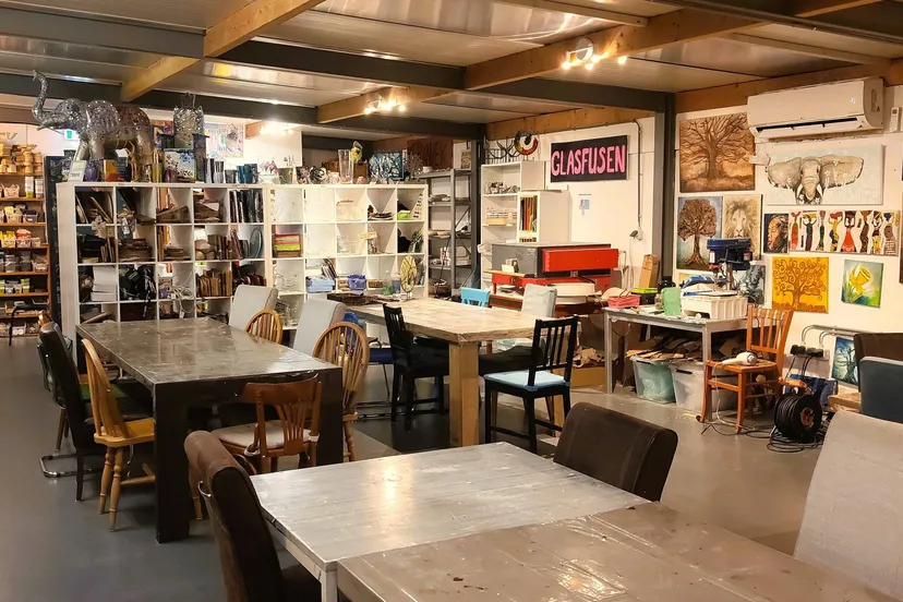 Atelier rechts overzicht