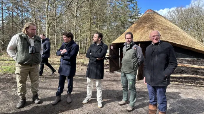 csm_Staatssecreataris_Erkens_op_bezoek_in_Barneveld_8fd9e2a853