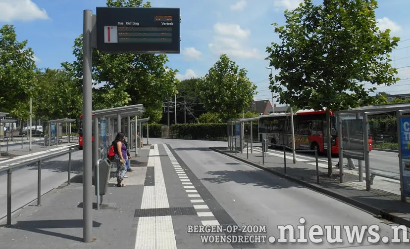 20140614 jkr boz busstation 001b