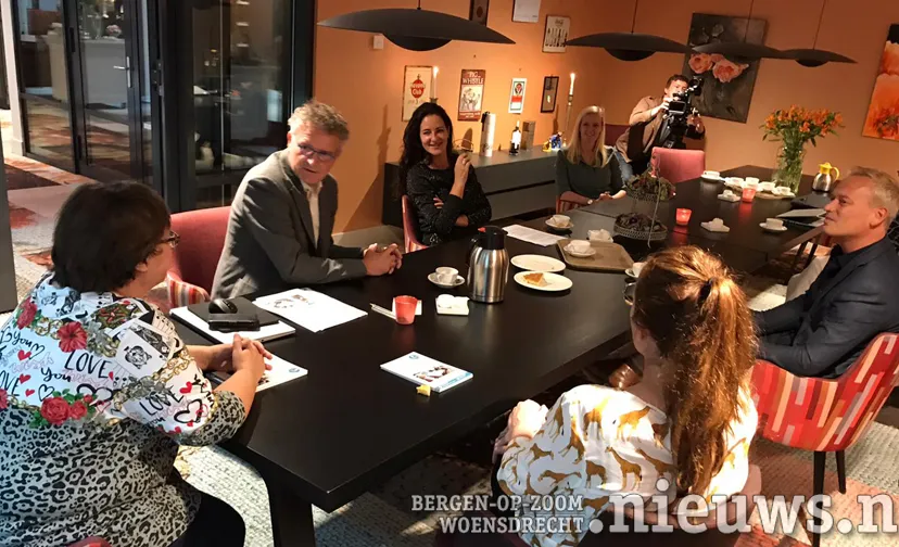 20200925 boz caf entree