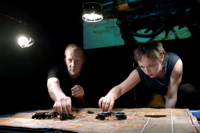 hotel modern de grote oorlog foto joost van den broek 2