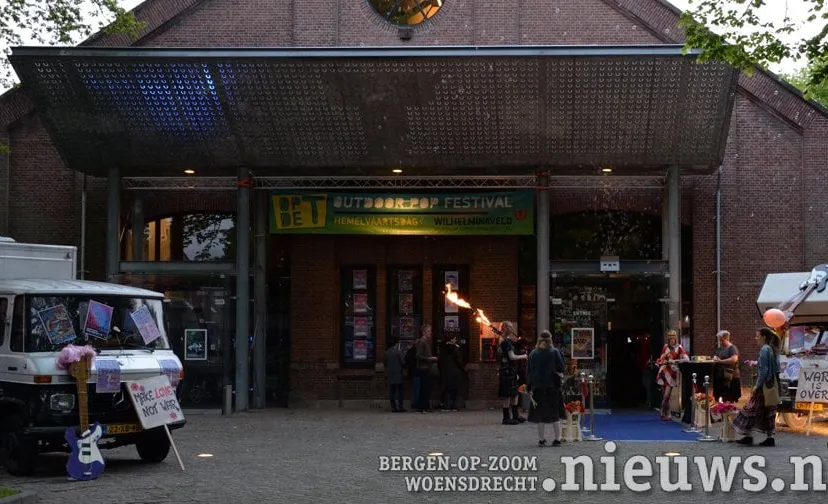 jkr boz gebouw t 002b1