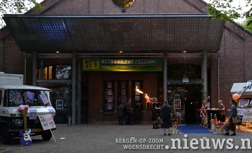 jkr boz gebouw t 002b1