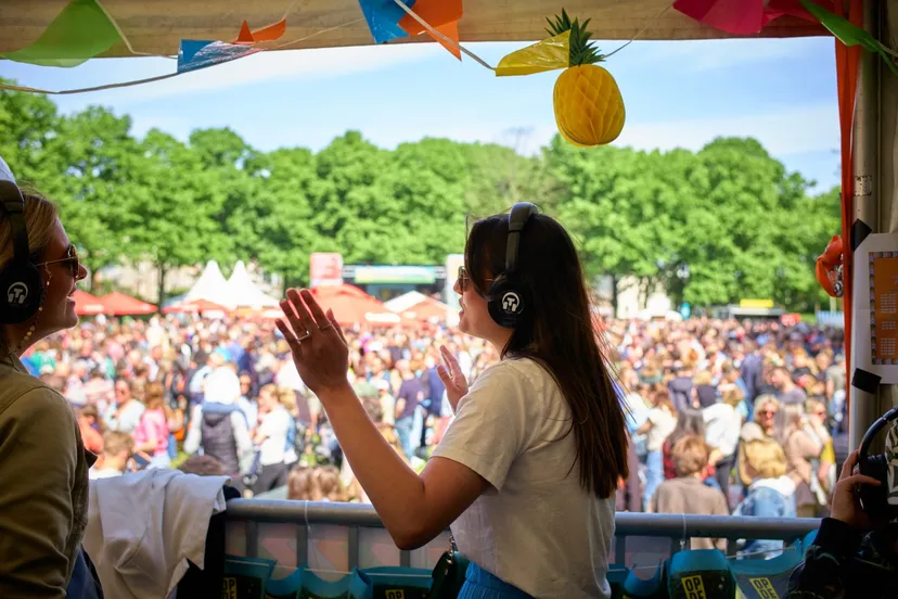 op de t 2023 sfeerbeeld silent disco fotograaf corne de weert