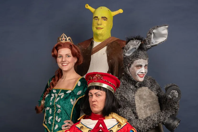 castfoto shrek musical edited groot