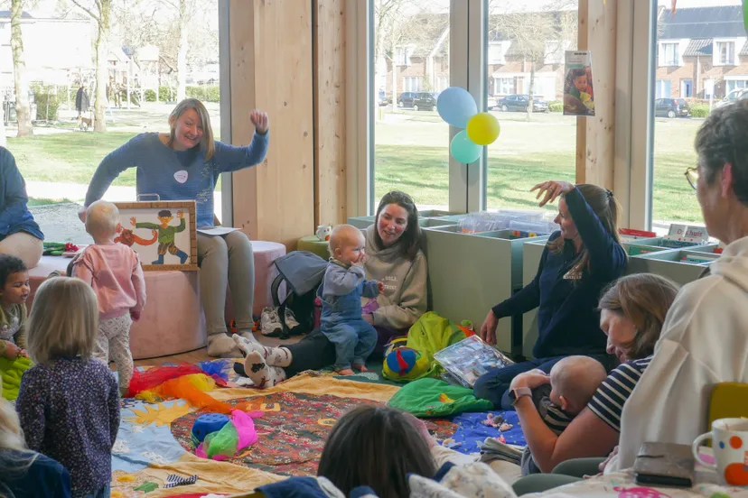 07042025 beeld opening babyparade huis van de wijk