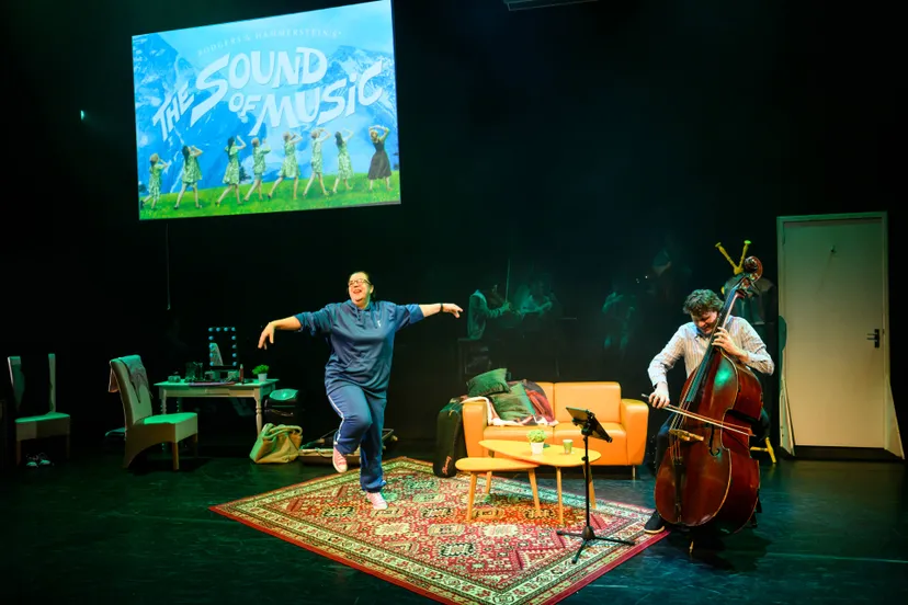 the francis dominic show scenefoto 2 c annemieke van der togt