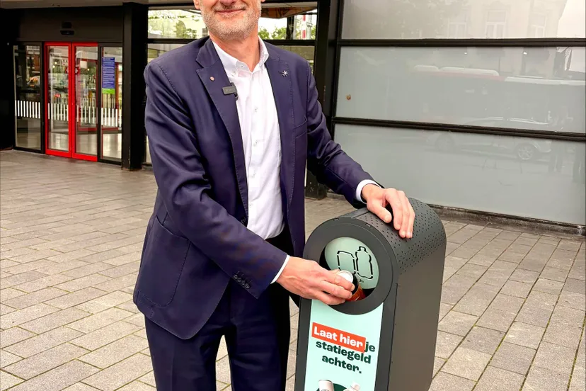 Statiegeldbakken Hans Peter Verroen