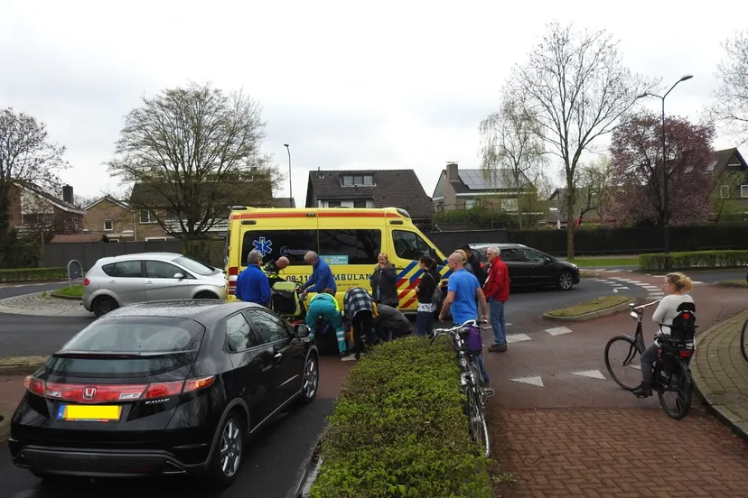 190760 gewonde bij botsing tussen scootmobiel en auto in beuningen dscn6250