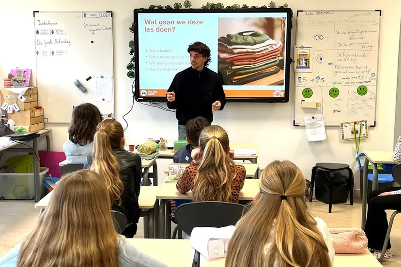 20240320 textiel race van start in de gemeente benuningen