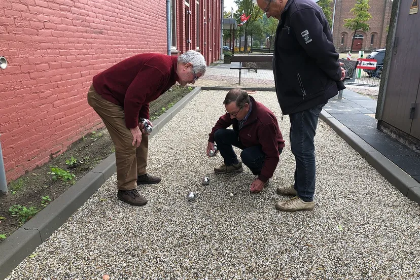 33797839 764b 44b9 8502 5aae27a0dc13