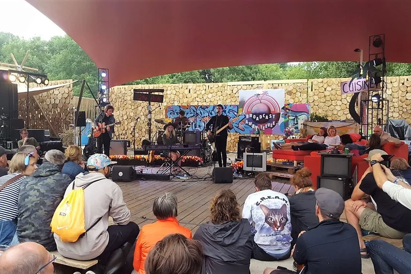 5d238224 4916 47cb 9017 1608305ff12b