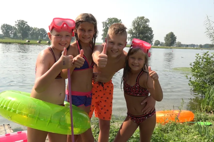 63d92303 353e 4e5d 9a5b 53da5628928f