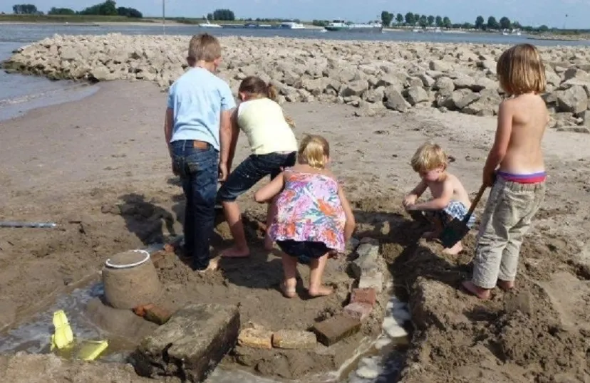 6cfab040 324b 4874 808c 4516b8d84251