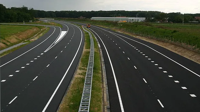 800px a73 at reuver e1435427177501