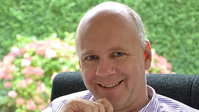 800px carol van eert