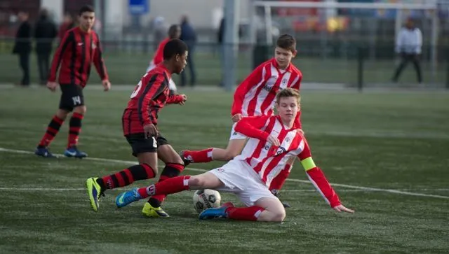 ad3xga4ciic38glxn58ozymf4 bbc120140118 84 snap