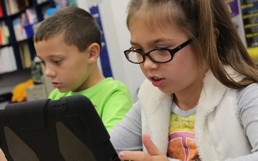 april bryant via pixabay 915x518