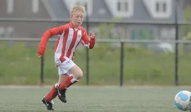 avojuybuewgalyo9fxynj9ra7 dsc4599 web snap