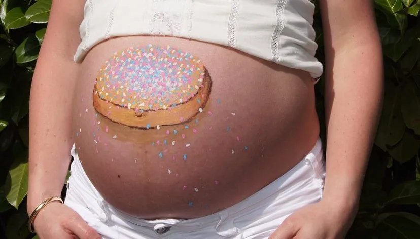 bellypaint 769772 960 720 e1468444400924