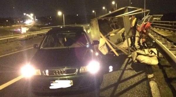 cat0iokw8aapfo1 e1454971403818