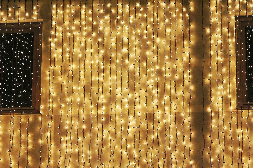 christmas lights 563634 1920 e1450993041456