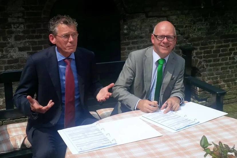 cr0szrlea5q2x0wm8sy6o0nak ondertekening ontzanding transport