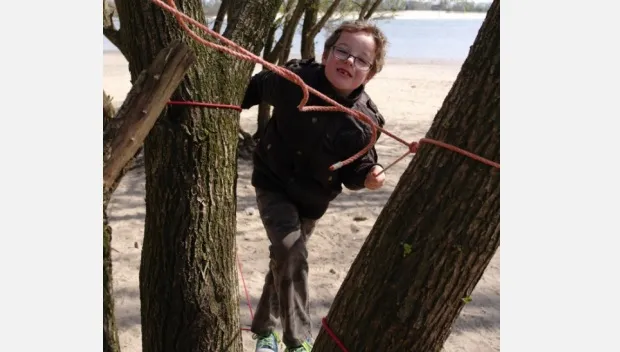 d6t95usp6lkkb22dnektsttfa intothewild