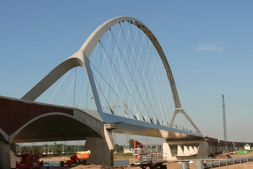 de oversteek september 2013