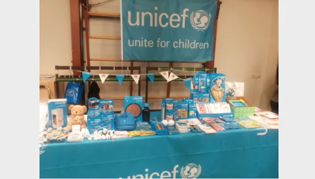 e2w7glgvhfeb3e4aeh5ekw0r9 unicef kerstkaarten bij wereldwinkel beuningen 2