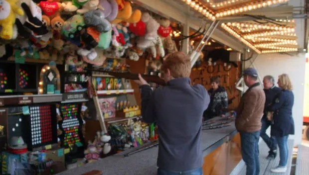 ejvukweze4x1o0udog9awt2pb kermis beuningen 2