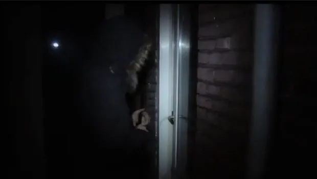 f2sy3rla8xs6c7ekpjan7dac4 inbraak 2