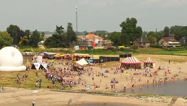 fmzisly7ae8n70nazc8inpik4 opheteiland