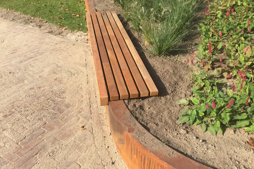 fotos bankjes groenvoorziening centrum beuningen