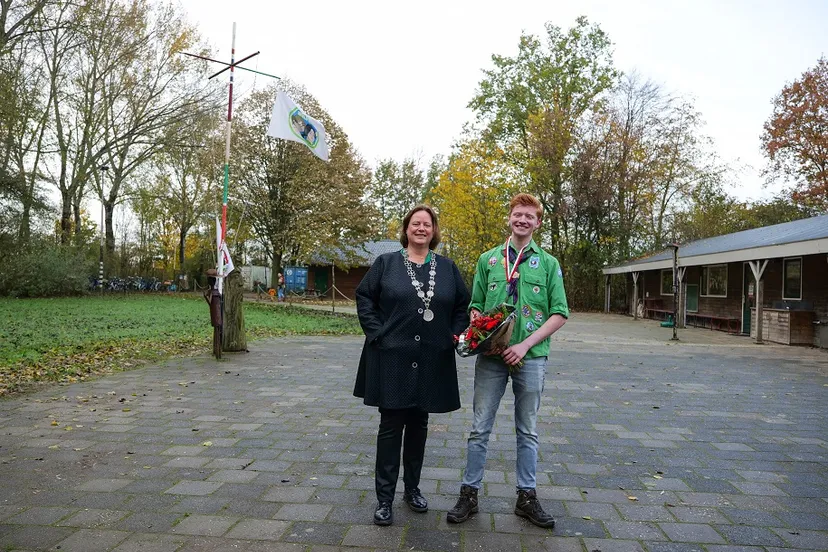 gemeente beuningen jeugdlintje stef klaassen scouting 26112022 fotograaf carina meijer