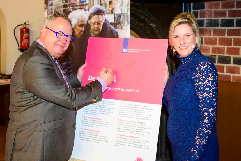 gemeente beuningen sluit zich aan bij en tegen eenzaamheid