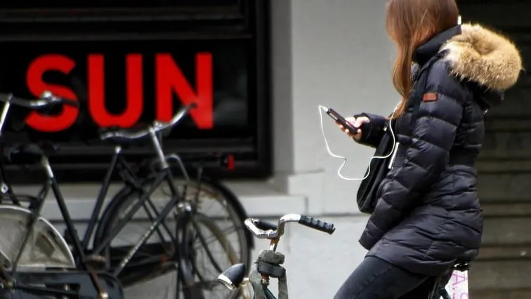 girl 958246 960 720 e1464336820849