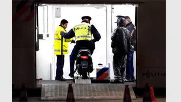 haxxm4nuf3g053lguour5dsw6 opgevoerde brommers