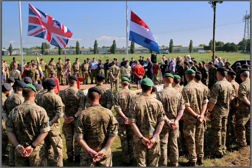 herdenking monument 2015