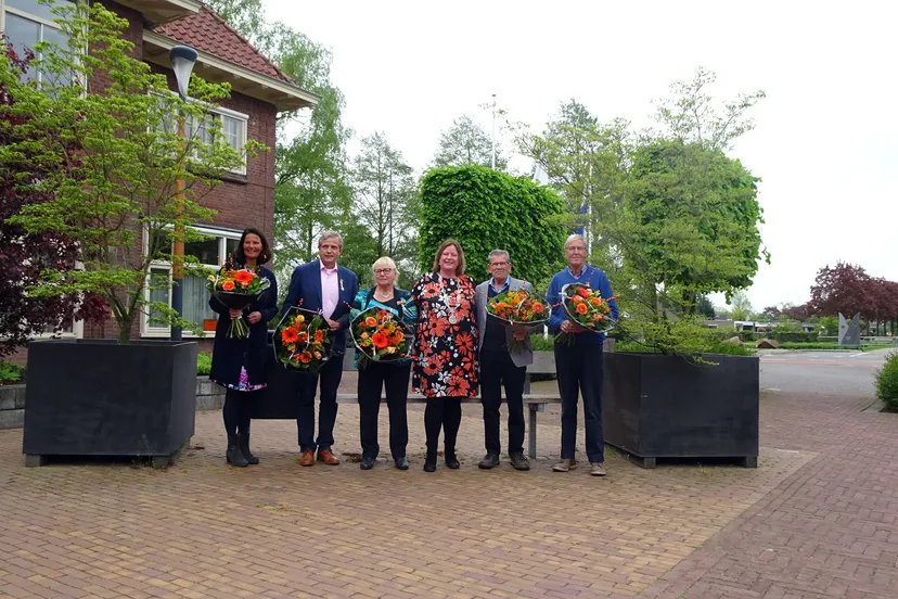 het regent lintjes in de gemeente beuningen