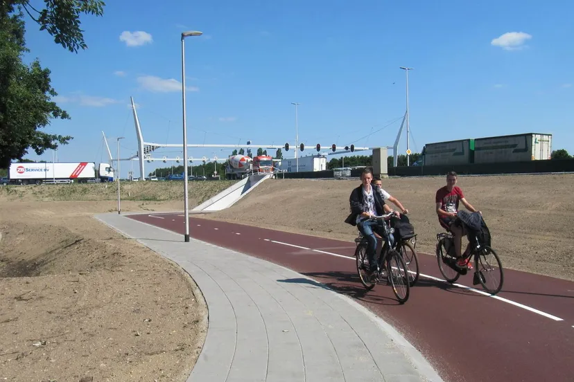 input e1434480532470