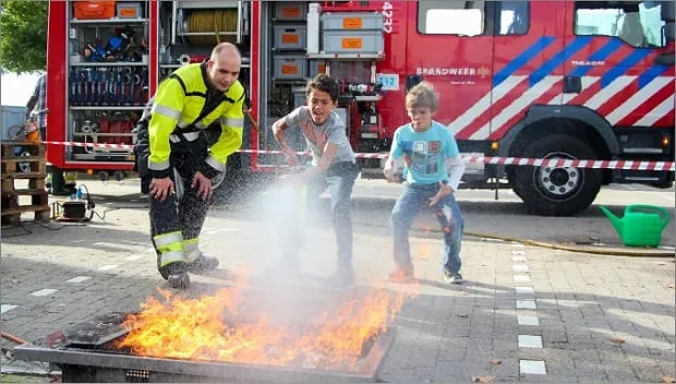 joc2d6i0m38ep2xesnrhrcnm5 brandweer 2