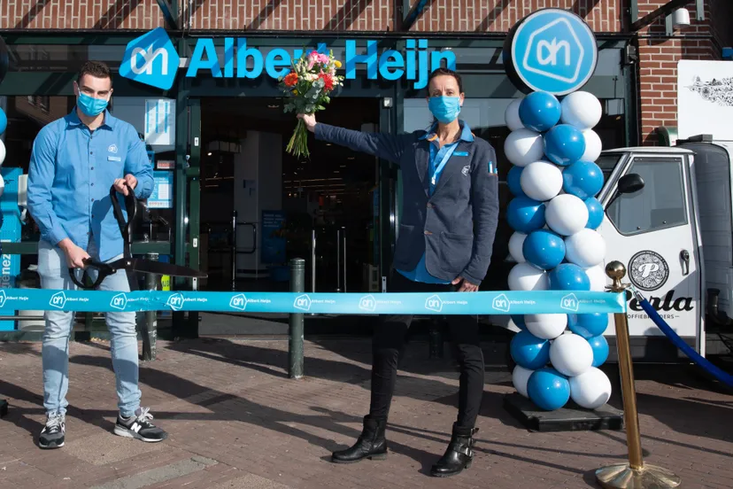 jorn reuvers en nicole zant de haan openden de vernieuwde albert heijn beuningen foto albert heijn yasmin hargreaves