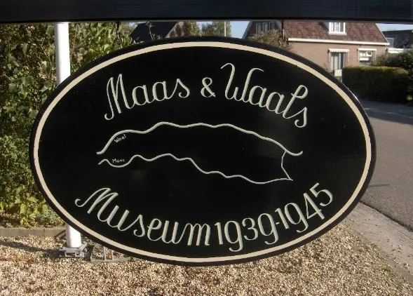 jt0r3puwmmuh2kko6ll2iud2x oorlogsmuseum 2