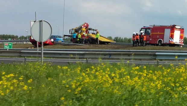 jxcx2aaeg8yefpll68zm6cwfc 02 3